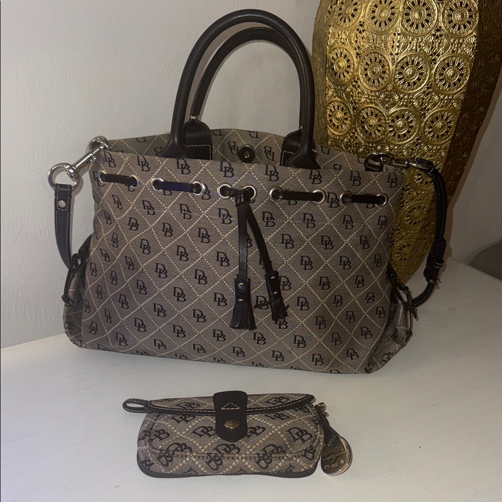 Vintage Dooney & Bourke Black and Tan Satchel with Pouch